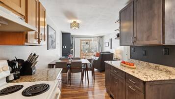 Condo, 2 Bedrooms | Private kitchen | Fridge, oven, coffee/tea maker, toaster