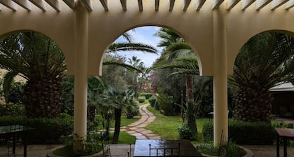 Les Cypres Hotel Restaurant