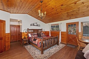 3 habitaciones, escritorio, cuna de viaje y wifi 