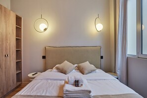 Espace de travail pour ordinateur portable, fer et planche à repasser