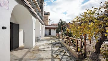 Enceinte de lâhĂ©bergement