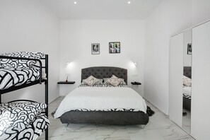 1 quarto, Wi-Fi de cortesia, roupa de cama