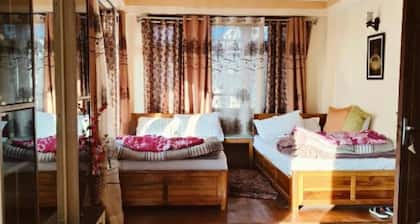 3-bedroom building in fabulous Darap with WiFi