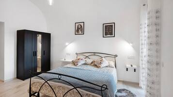 1 camera, Wi-Fi gratuito, lenzuola