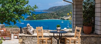 Holiday Home 'Old Manor Cottage House 4' with Sea View, Wi-Fi and Air Conditioning