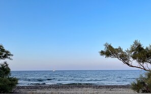 Beach nearby - Country House 'Pasithea' with Sea View, Wi-Fi and Air Conditioning (Monolithos)