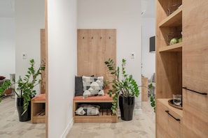 Standard Twin Room | Desk, iron/ironing board, free WiFi, bed sheets - Hotel Jazz Wrocław Market Square (Wroclaw)