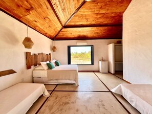 Deluxe Chalet, Lanai | Minibar, in-room safe, free WiFi, bed sheets - Pousada La Vida Boutique (Amontada)