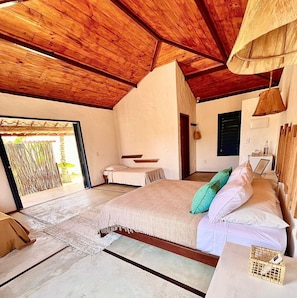 Family Chalet, Lanai | Minibar, in-room safe, free WiFi, bed sheets - Pousada La Vida Boutique (Amontada)