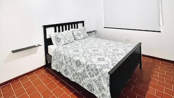 1 dormitori, wifi i roba de llit