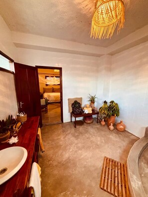 2 Schlafzimmer, Bügeleisen/Bügelbrett, Bettwäsche
