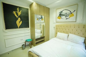 Economy Apartment, Balcony, City View - Kiki's Home and Apartments (Magboro)