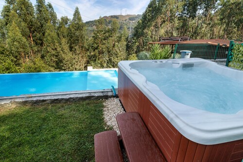 Bungalow 'T2' avec Vue sur la Montagne, Wi-Fi et Climatisation