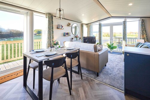 Host & Stay | Kinara Lodge