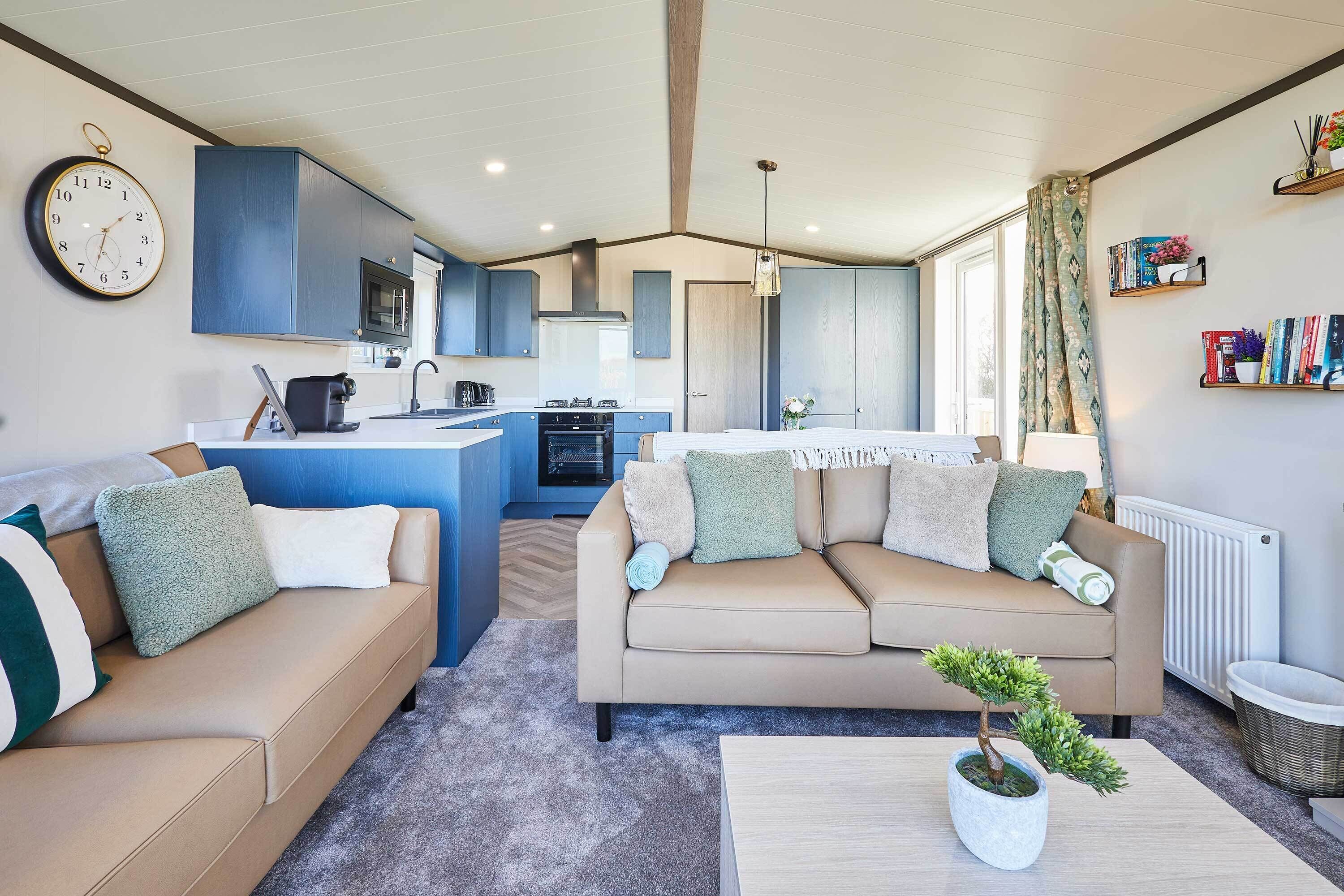 TV, DVD player, offices