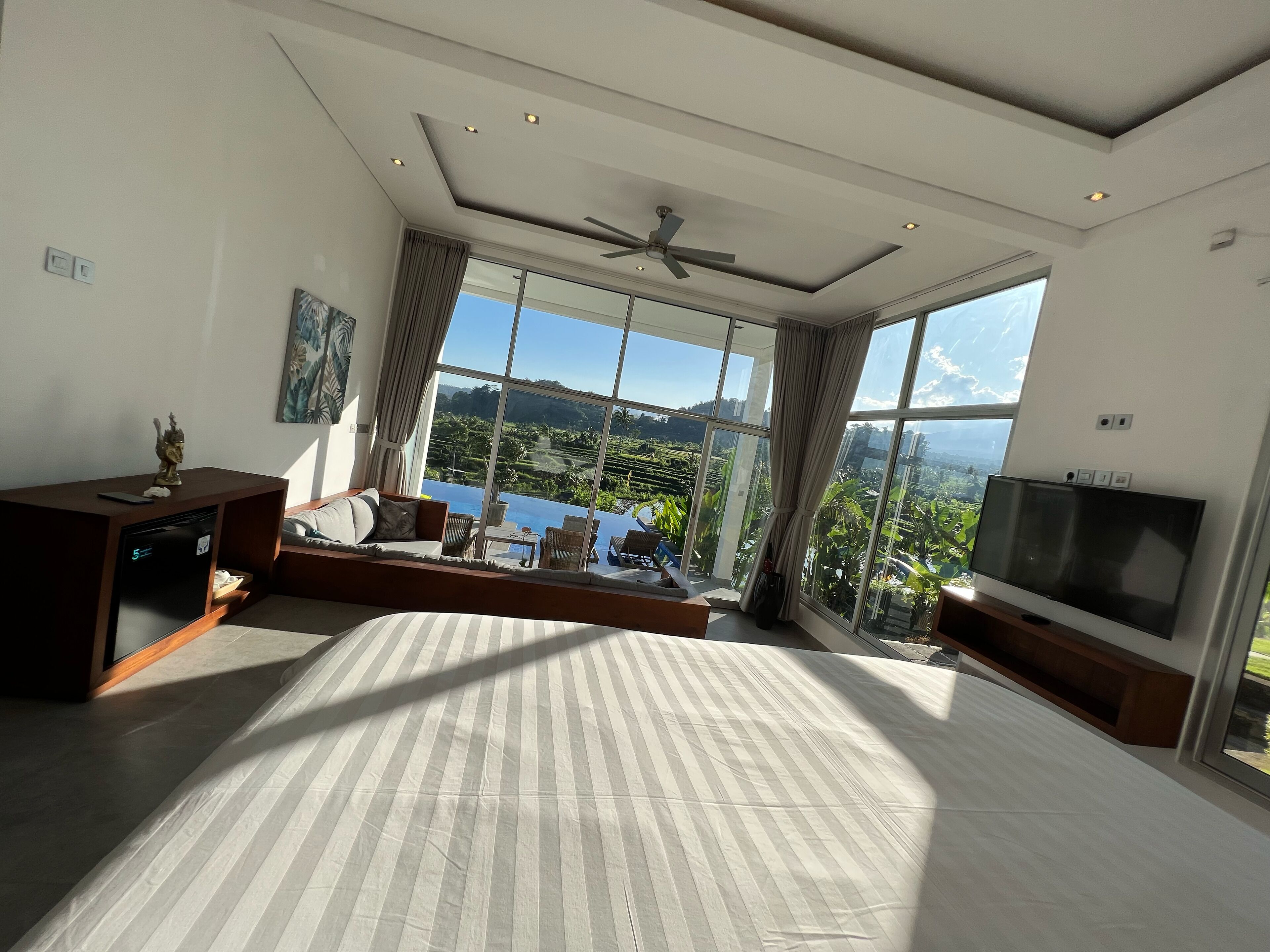 Honeymoon Villa, 1 Bedroom, Pool Access, Mountain View