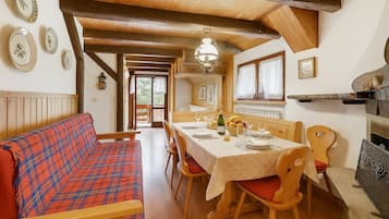 Appartamento Standard, camere multiple (Appartamento Beau Soleil) | Pasti