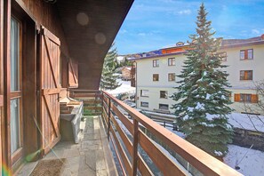 Standard Apartment, 2 Bedrooms (Appartamento Beau Soleil) | Balcony