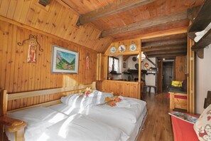 Apartamento standard, 2 quartos (Appartamento Beau Soleil) | 2 quartos, Wi-Fi (sobretaxa), roupa de cama