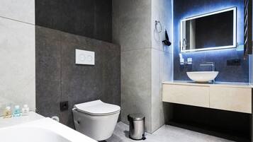 Apartment, Balcony, Courtyard View | Bathroom | Bathrobes, slippers