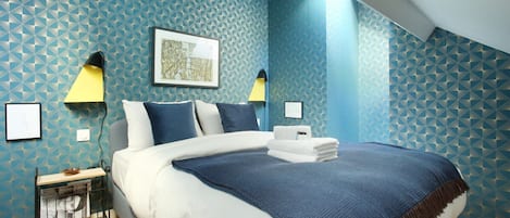 2 bedrooms, laptop workspace, iron/ironing board, bed sheets