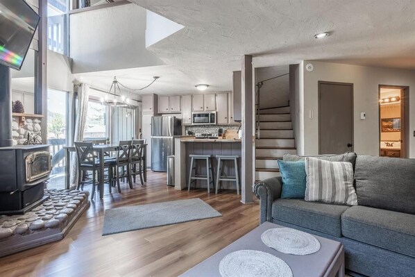 TV connectée, cheminée