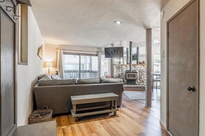 Téléviseur connecté, foyer