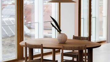 Esmorzar diari d'estil bufet (16.00 EUR per persona)