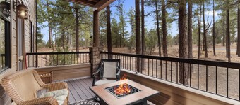 *NEW* Mooseberry Villa âą King Bed âą eBikes âą Nearby Fool Hollow Lake âą Torreon