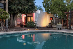 Pool - Living Gallery: Art, Sculptures, Workshop & Pool (Scottsdale)