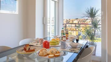 Gratis morgenmadsbuffet hver dag