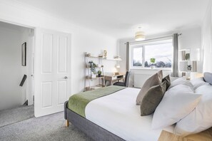 Huis | 4 slaapkamers, een strijkplank/strijkijzer