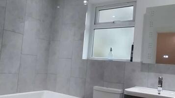 House | Bathroom | Shower, towels