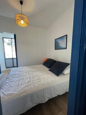 2 sovrum, strykjärn/strykbräda, wi-fi och sängkläder