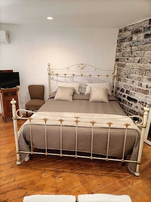 2 Schlafzimmer, kostenloses WLAN, Bettwäsche