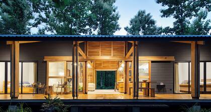 2-bedroom farmhouse in lovely Playa Avellanas with pool, WiFi, AC