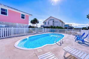 Unclassified image, 4 of 40, button - Life's A Beach - Pet Friendly, Private Pool, Beach Views, Across from Beach! (St George Island)