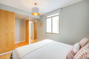 City Apartment, 1 Queen Bed with Sofa bed, Non Smoking, Balcony - Boavista Executive Central Flat (Porto)