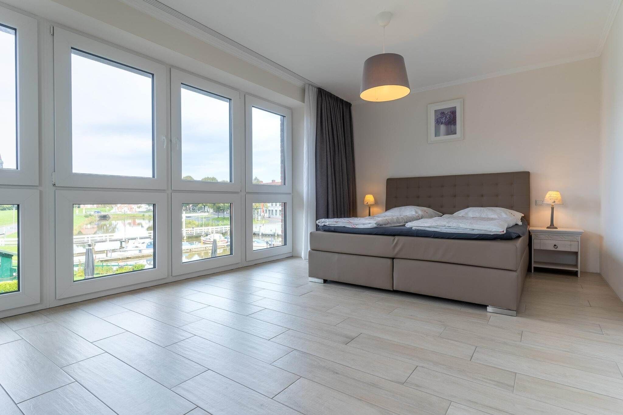 2 bedrooms, iron/ironing board, free WiFi