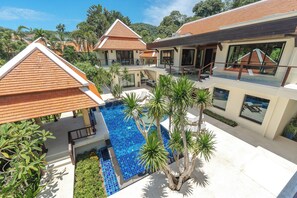 Outdoor pool - Naiharn 4br Private PoolVilla near Beach (Rawai)