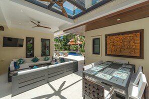 Games room - Naiharn 4br Private PoolVilla near Beach (Rawai)