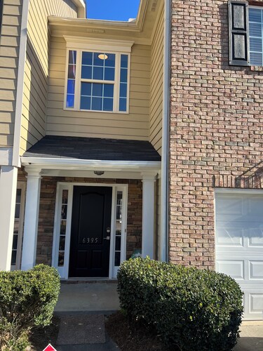 Fabulous 3-bedroom townhome with WiFi and AC in Braselton/ chateau elan area