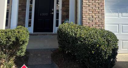 Fabulous 3-bedroom townhome with WiFi and AC in Braselton/ chateau elan area
