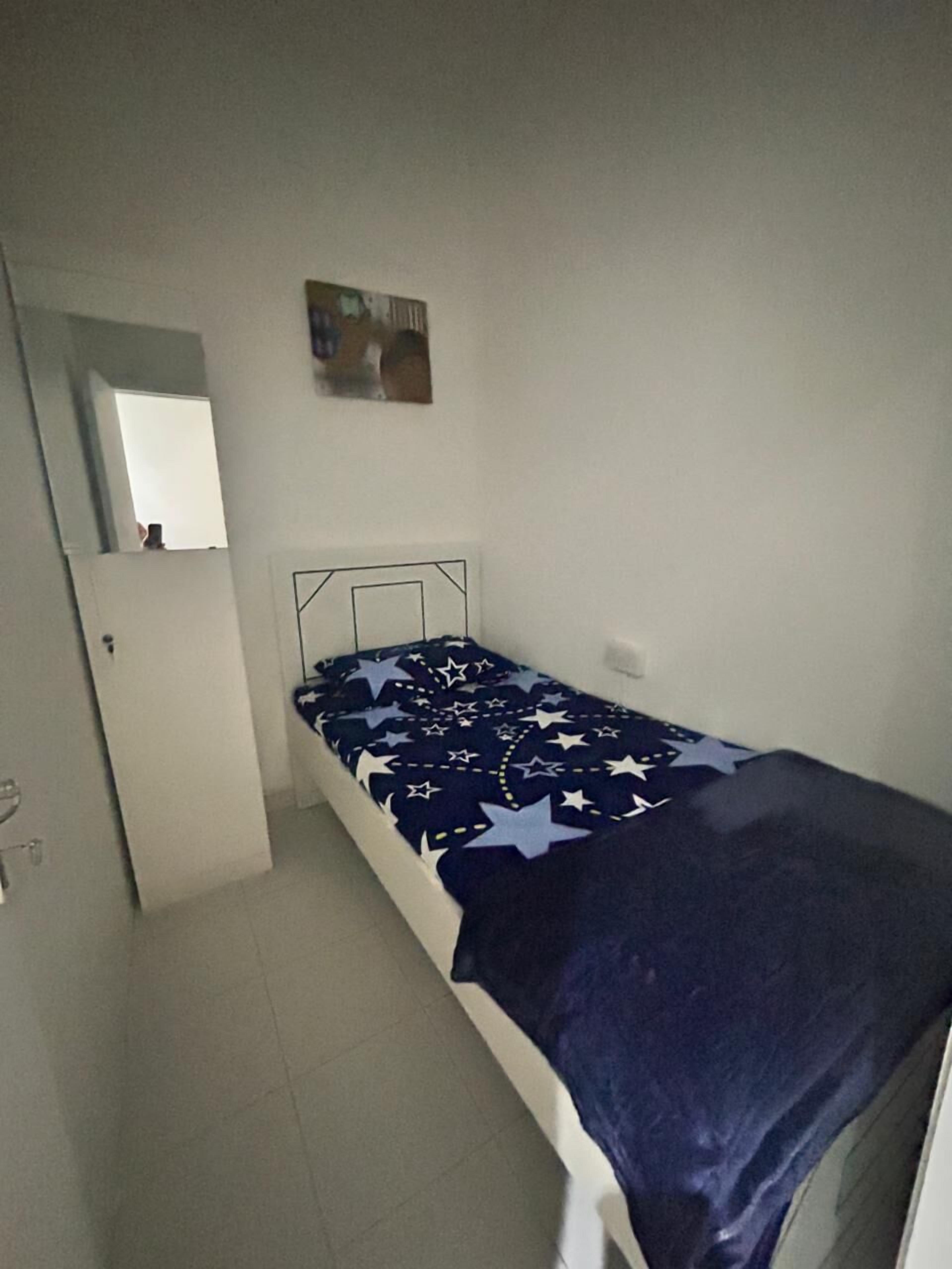 Single Room | Free WiFi