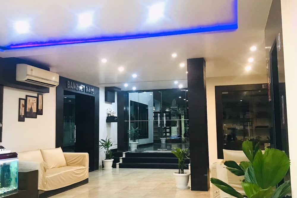 Hotel Park Plaza Varanasi