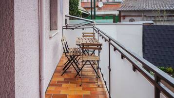 Condo Confort, 1 cama King size y sofá cama, balcón | Terraza o patio