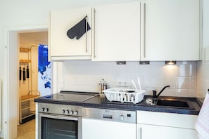 Private kitchen - 7Seas Apartment mit Balkon (Kaiserslautern)