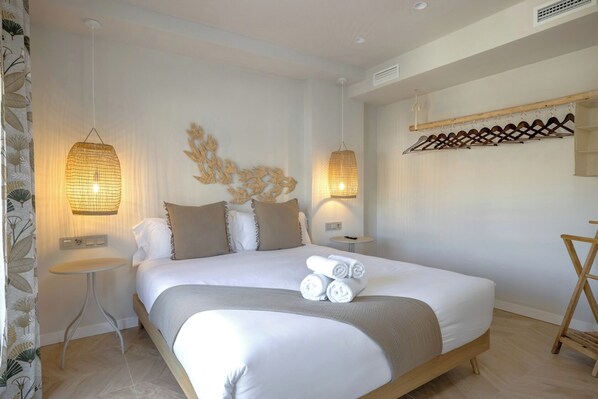 2 bedrooms, WiFi, bed sheets