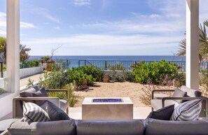 Terrace/patio - Boutique Ocean Escape with Relaxing Amenities (Los Cerritos)