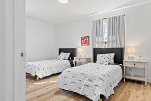 3 bedrooms, WiFi, bed sheets
